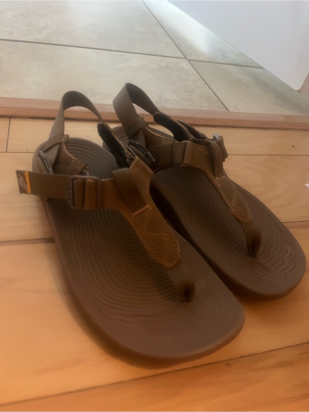Women's Brown Toe-Post Sport Sandals